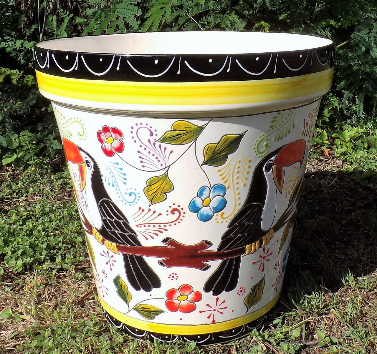 Talavera Planter - Toucan | Reeso Tiles Inc